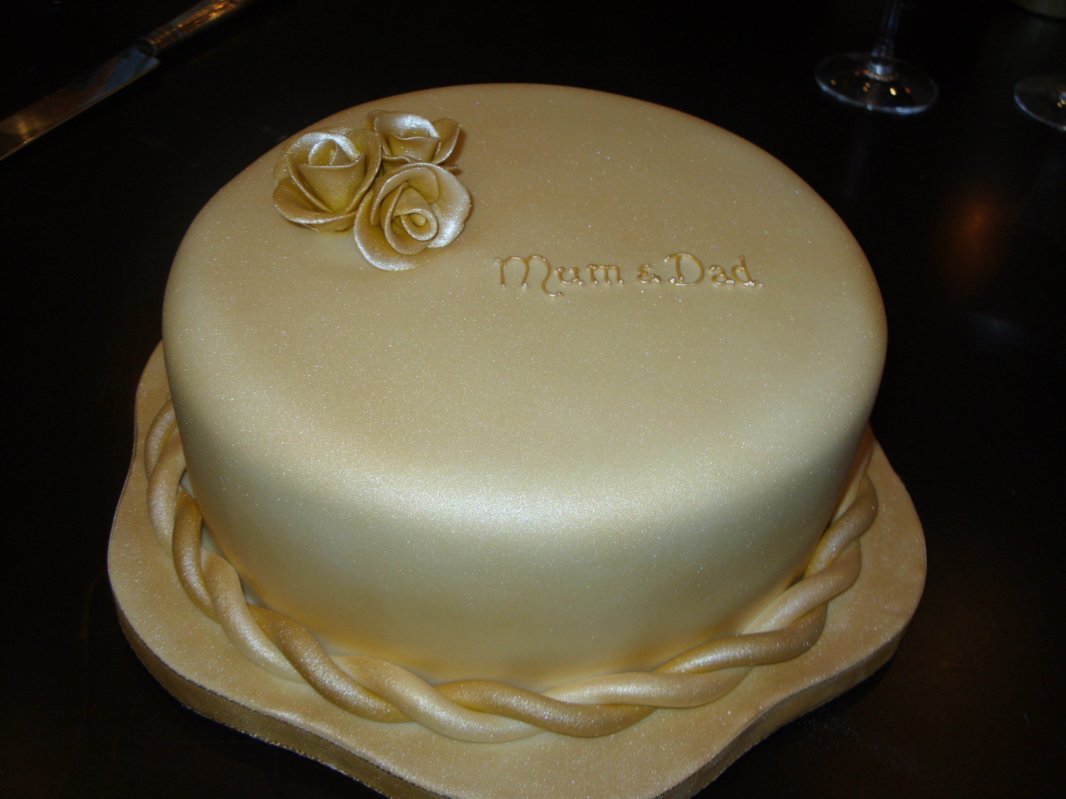 Send 50th Anniversary Cake | Golden Jubilee Cake Delivery Online -  SendBestGift