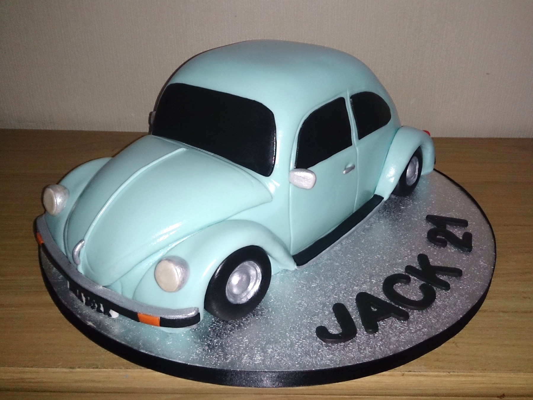 Small Things Iced: Hot Pink Beetle Car Cake