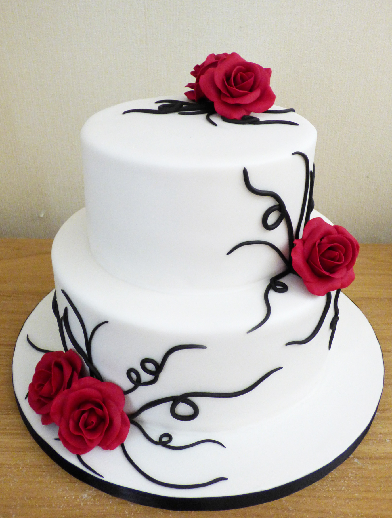 Classic Two Tier Red Roses