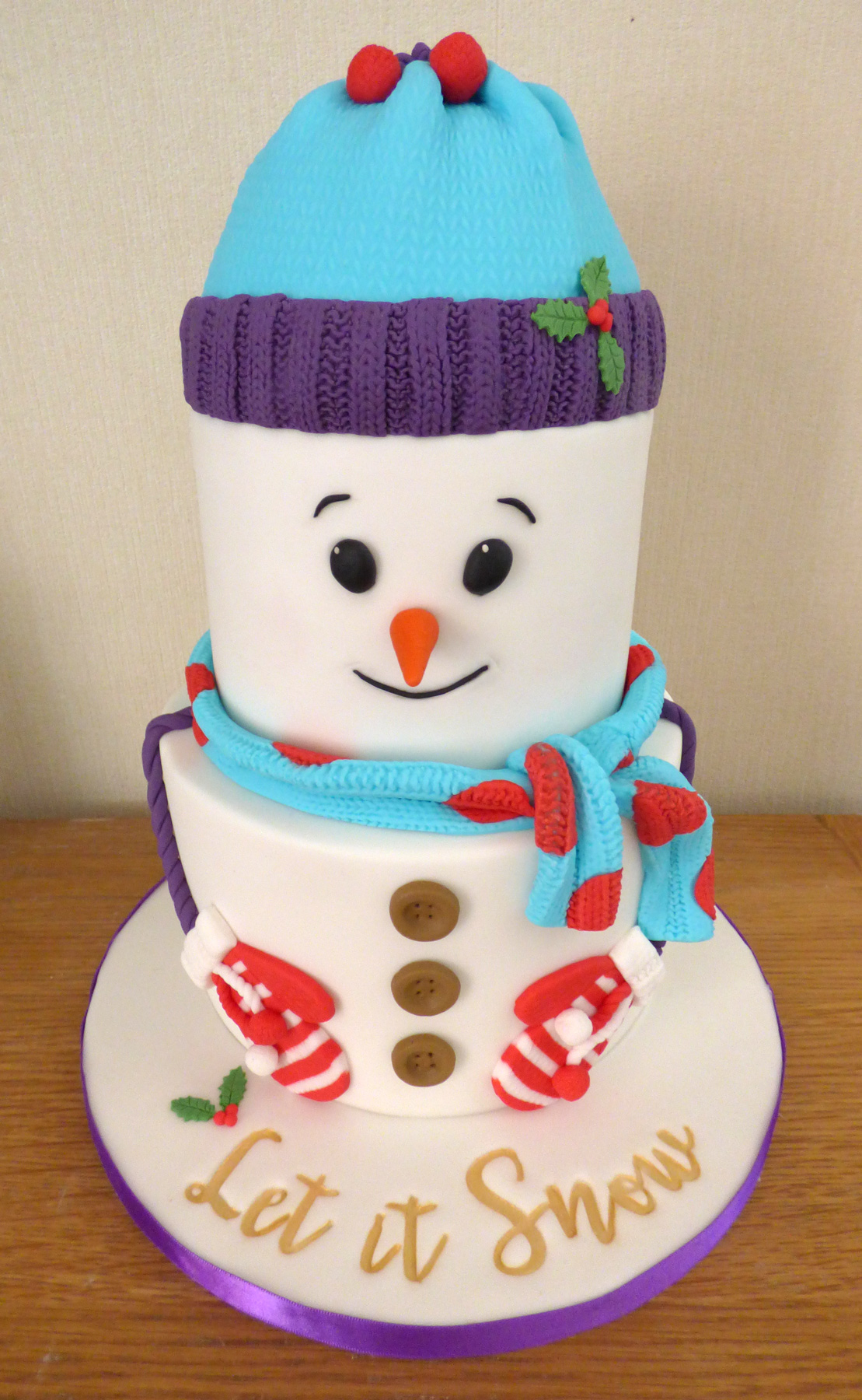 Red Velvet Snowman Cake – U-Taste